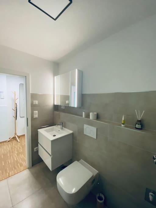 Doreyhome P5 - Zentrale Apartment Fuer 5 Pers Nahe Der Altstadt - Parkplatz - Wlan พัสเซา ภายนอก รูปภาพ